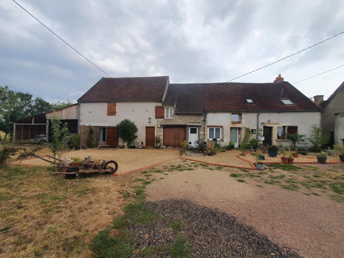 Logis Cote Jardin Villa Varennes-les-Narcy Bagian luar foto