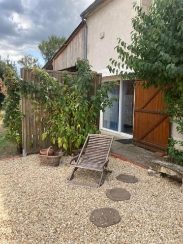 Logis Cote Jardin Villa Varennes-les-Narcy Bagian luar foto